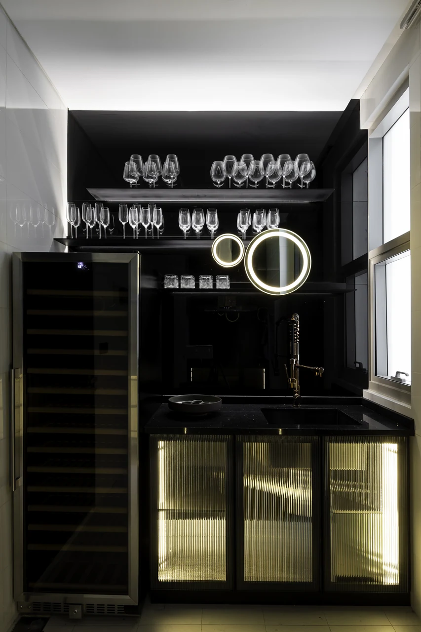 Banyan Tree Residence: The bar